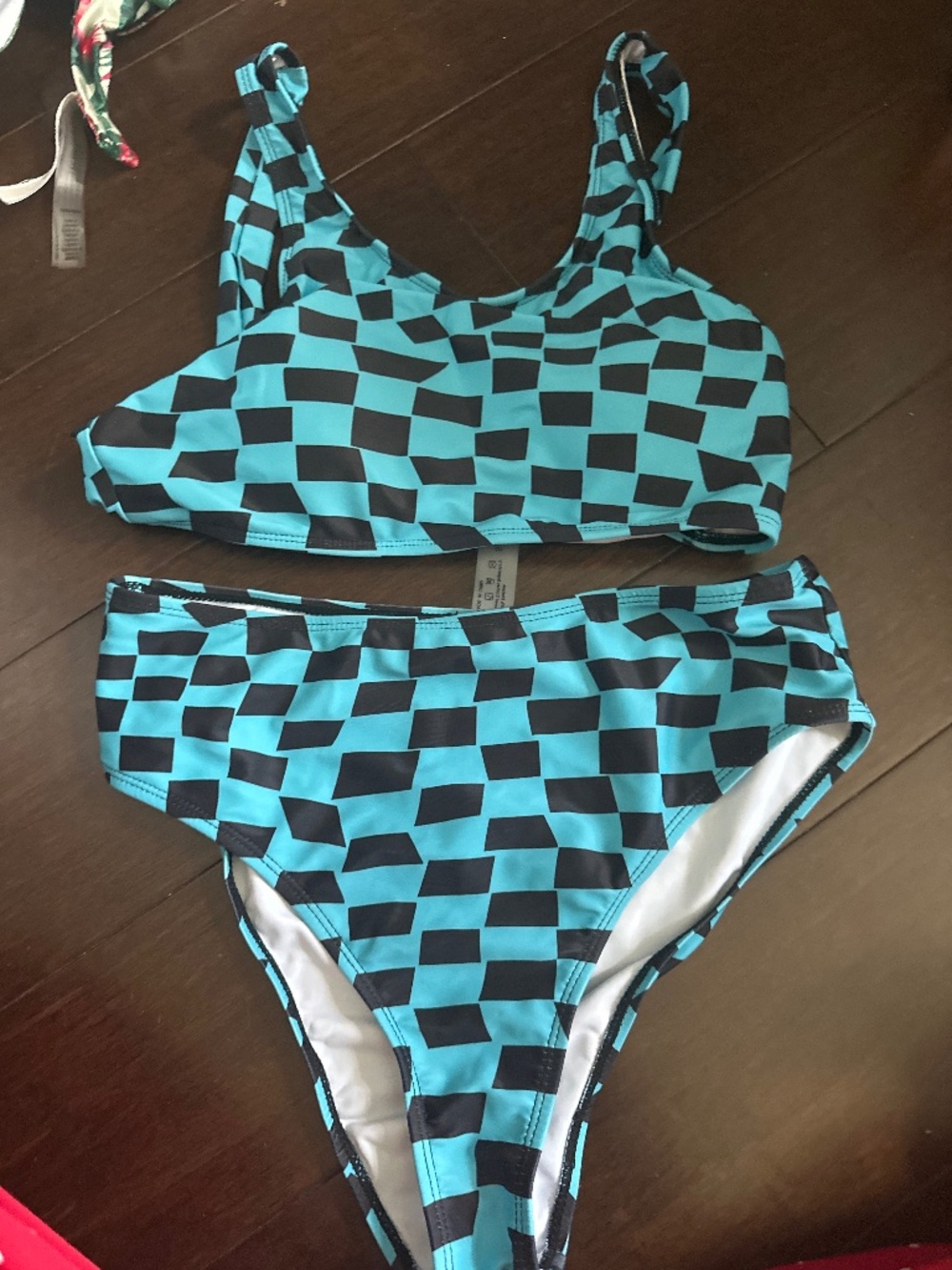 Checkered bathing suit set